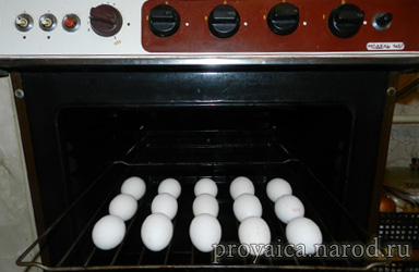 Запеченные яйца в духовке